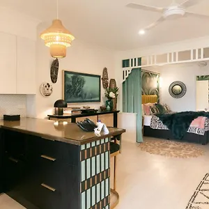 Nomad - Luxe , Port Douglas Australia
