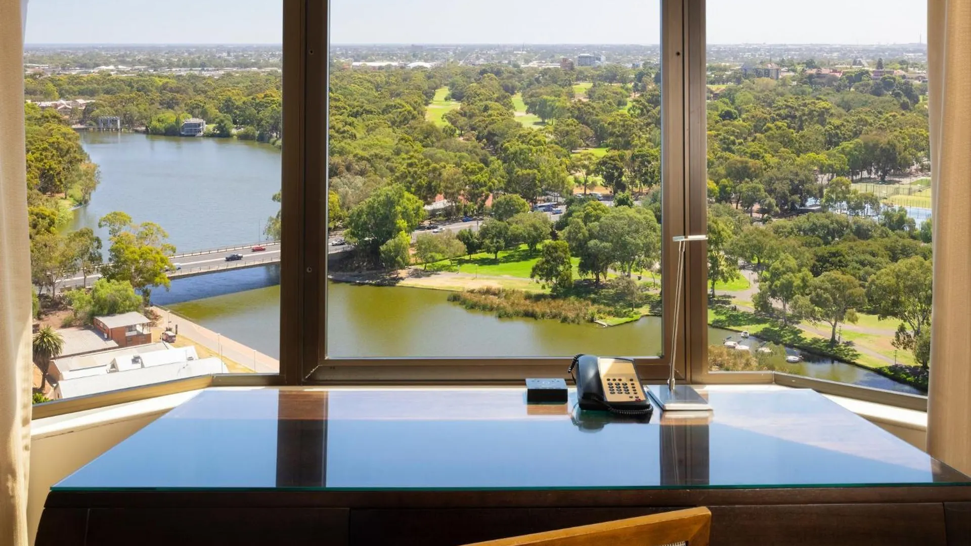 Intercontinental Adelaide By Ihg Hotel