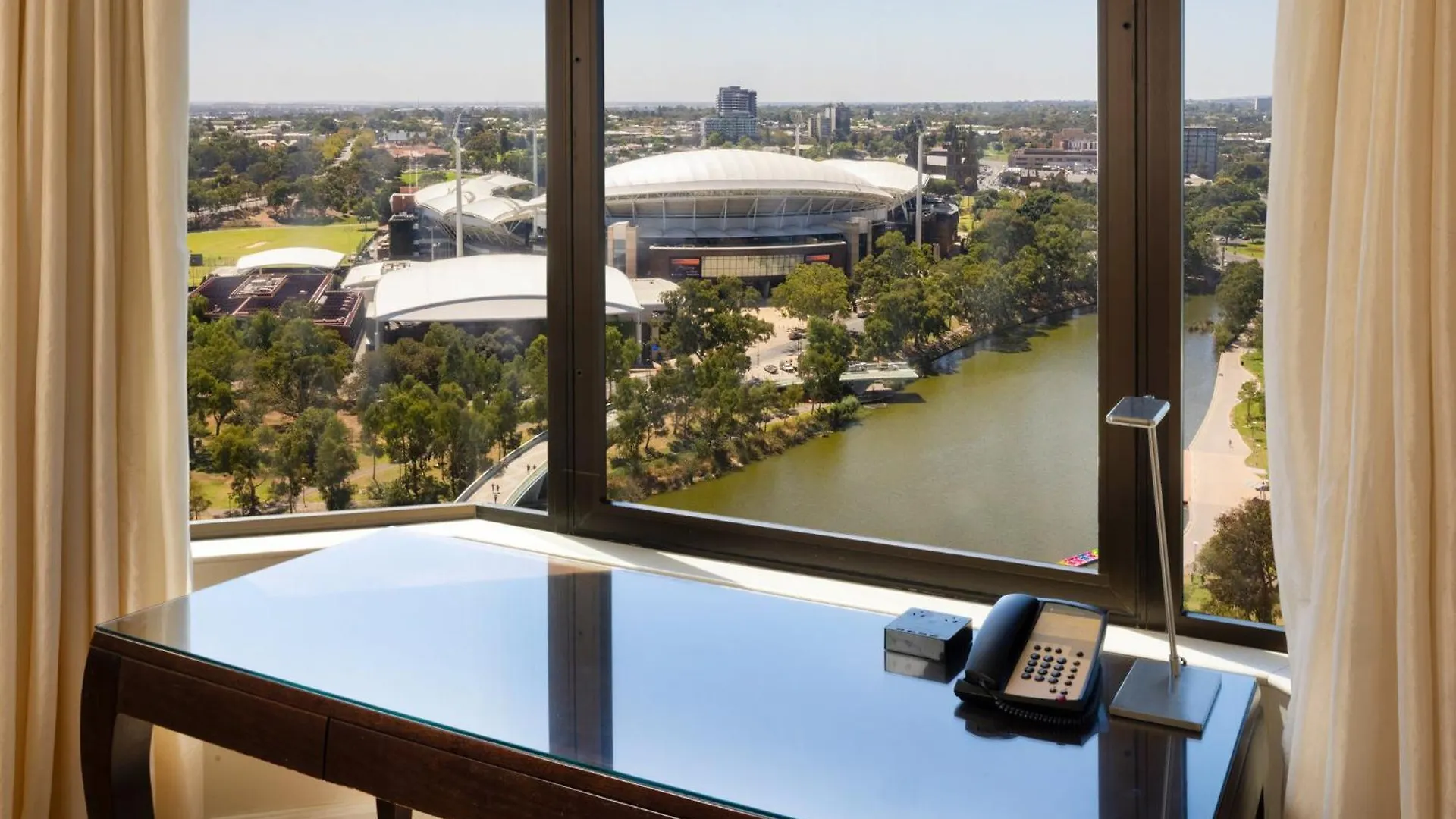 Intercontinental Adelaide By Ihg Hotel